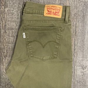 Levi’s army green pants